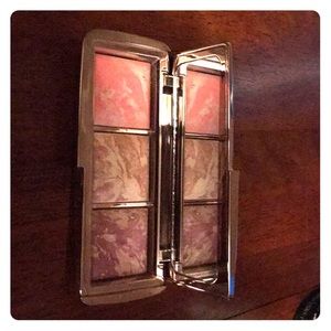 Limited Edition Hourglass Blush Palette